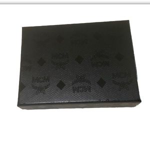 MCM small Box with MCM dust bag and cards of authenticity.